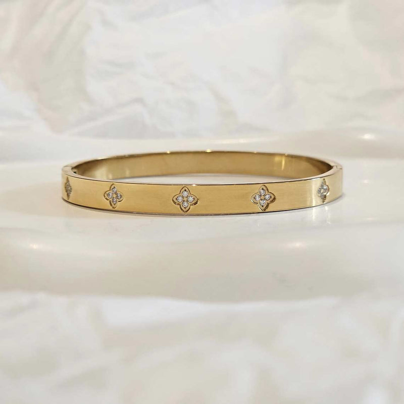 1362 gold diamond clover bangle minimalist bangle bracelet 1362 jewellery sydney australia