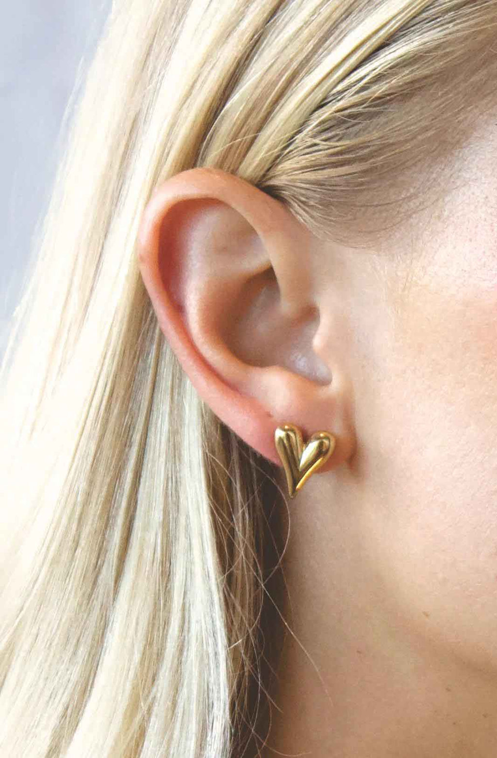 1002 heartstopper stud earrings 1002 jewellery australia