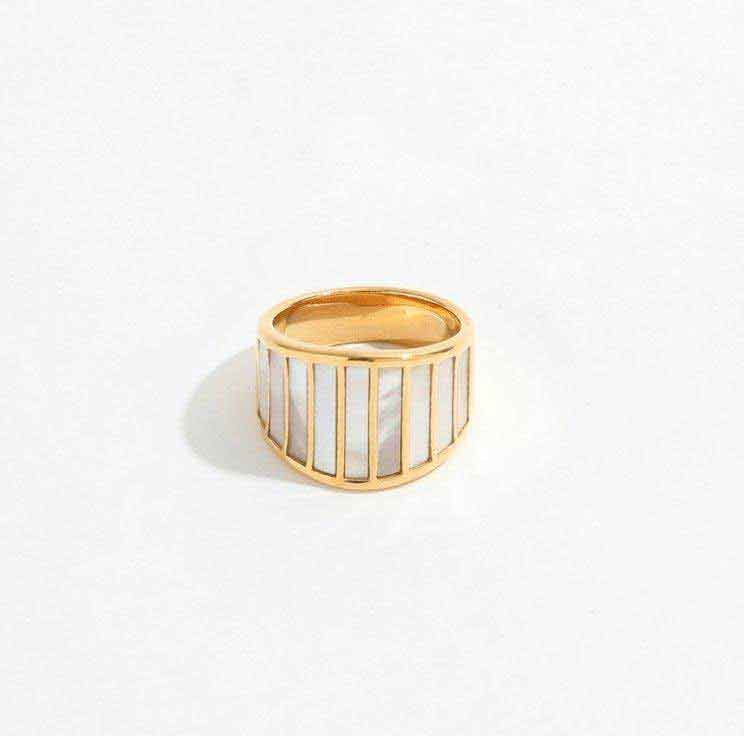 1078 mother of pearl statement ring 1078 jewellery australia
