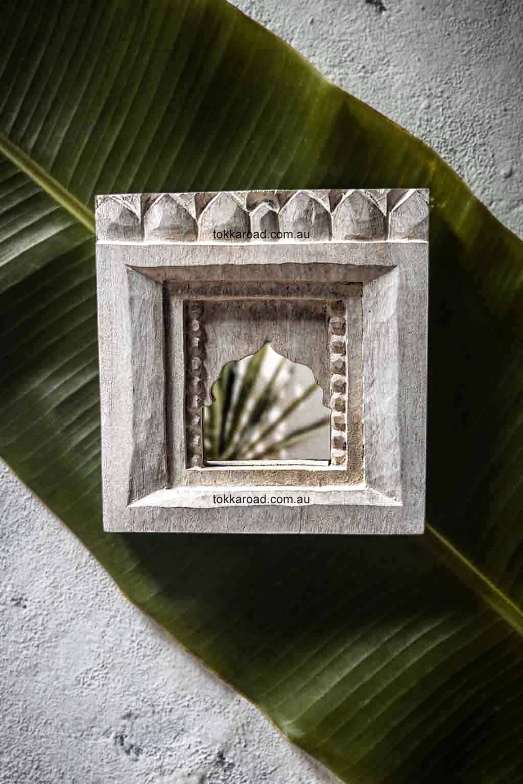 Temple Mirrors Square 3-0113