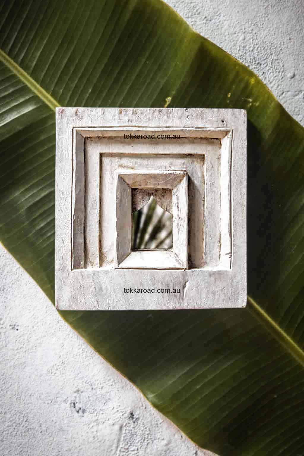 Vintage Temple Mirrors Square 3-0123