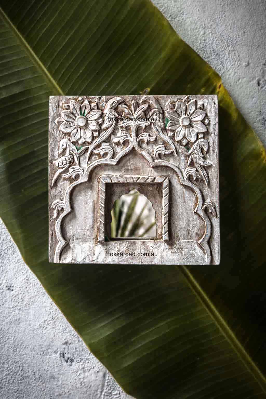 Temple Mirrors Square 3-0127